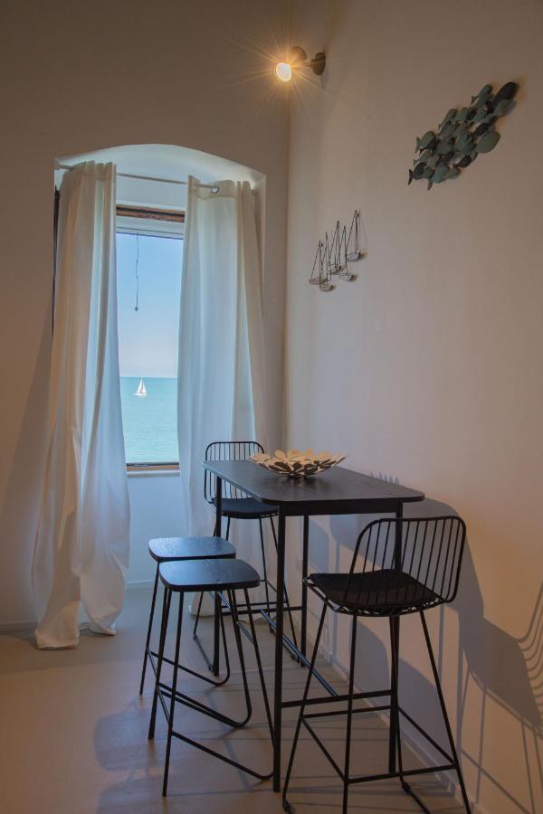 Casa Sant Orsola La Finestra Sul Mare Lägenhet Molfetta Exteriör bild